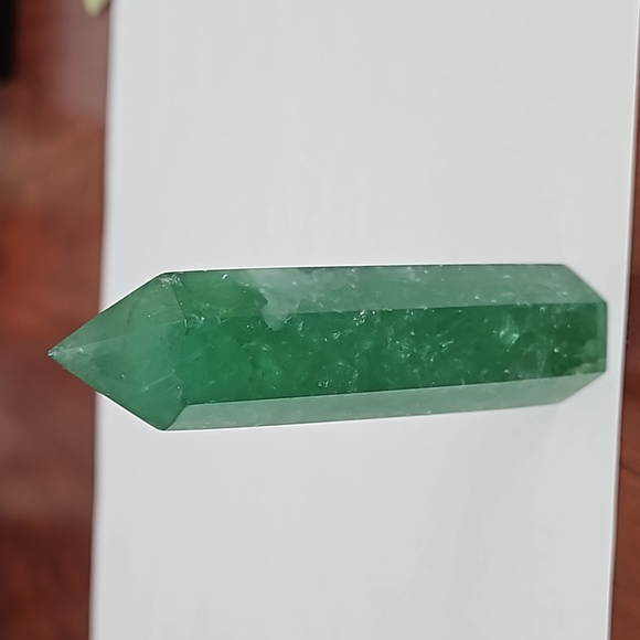 crystals Other - Beautiful green fluorite tower 3.5 inches